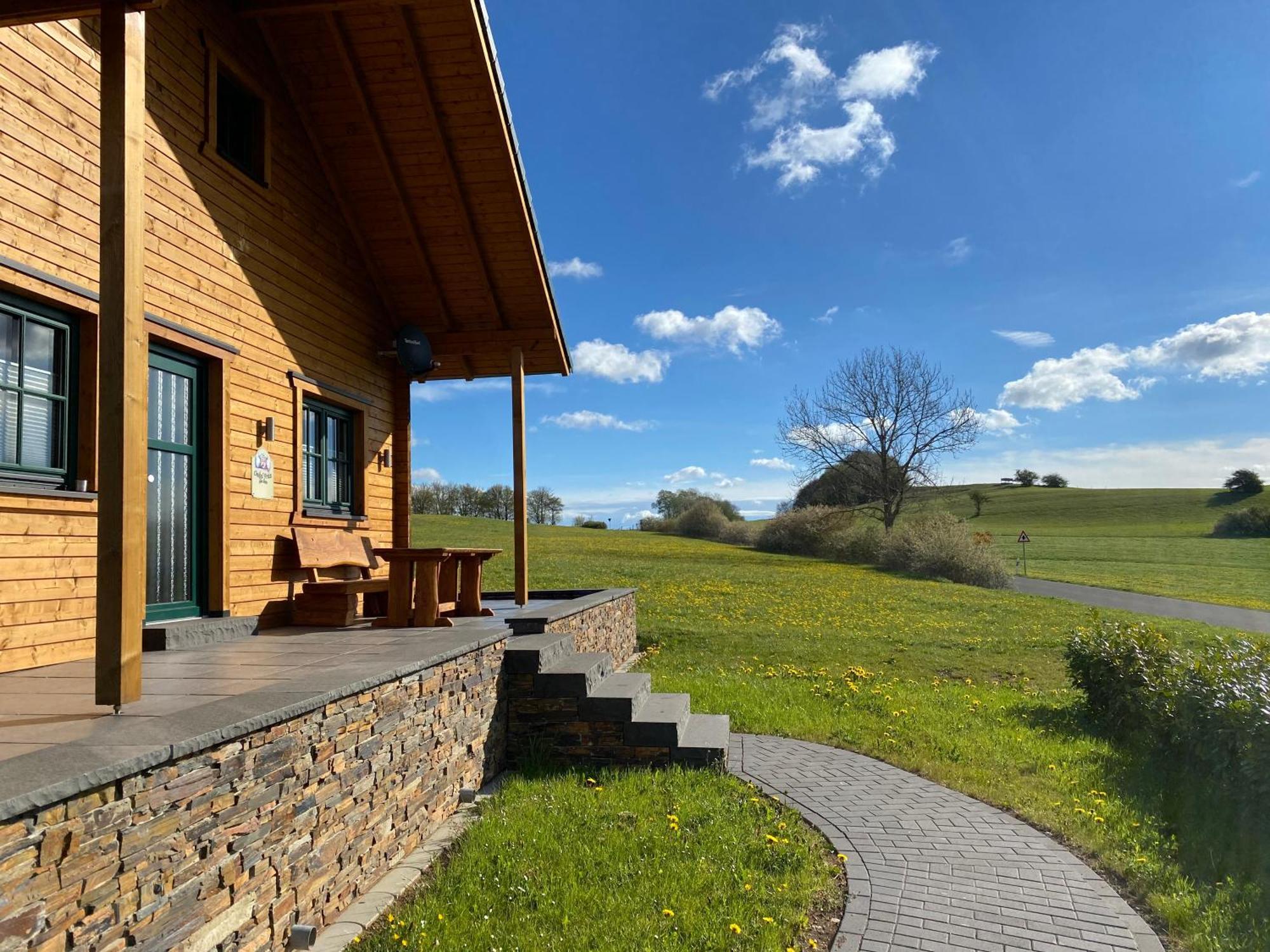 Holzhaus Onkel Fritz Mit Sauna Und Whirlwanne Esch  Ngoại thất bức ảnh